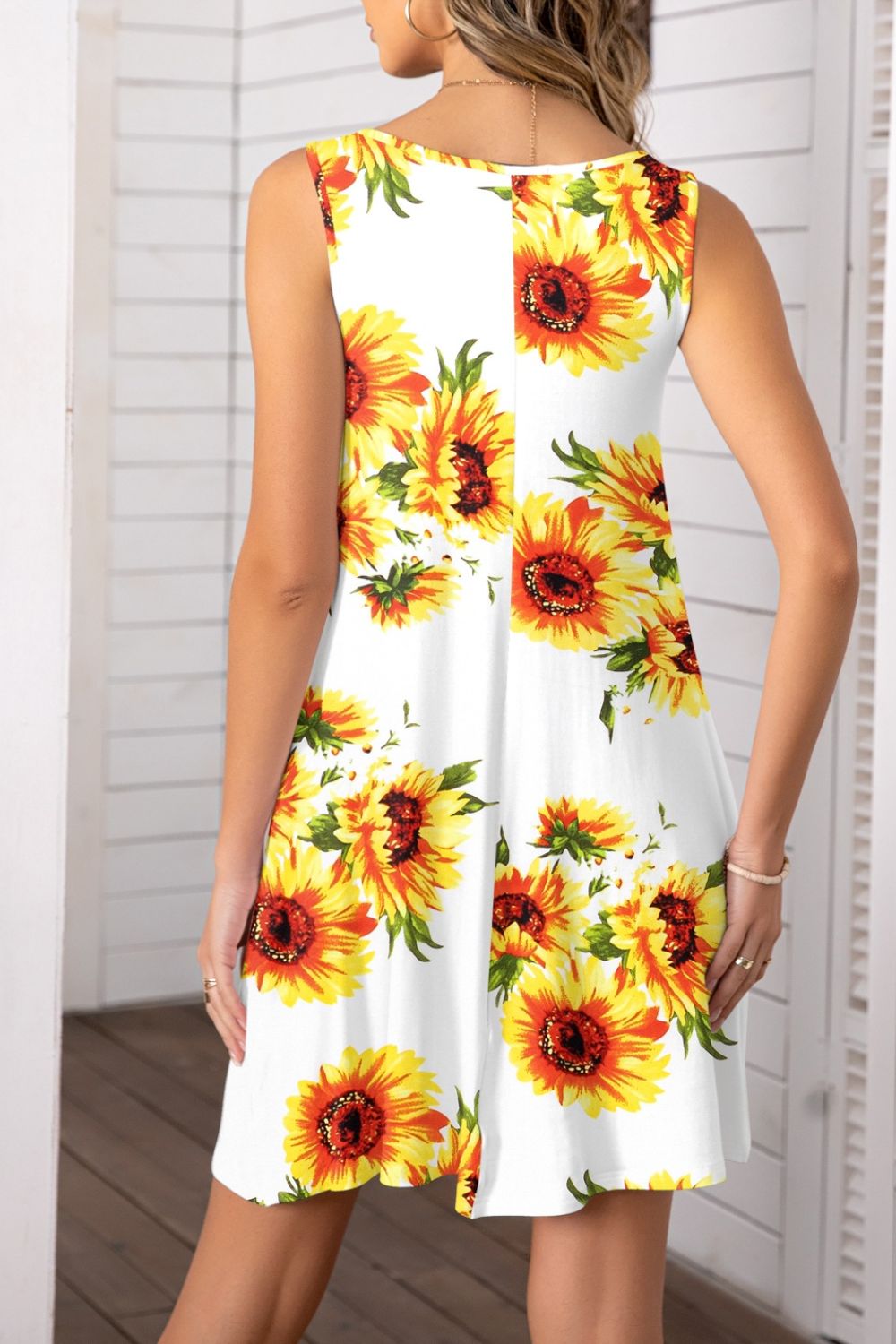 Printed Round Neck Sleeveless Dress