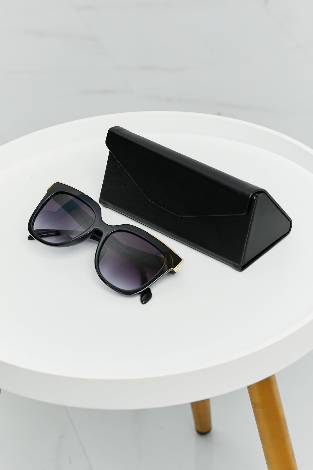 Square Polycarbonate Sunglasses