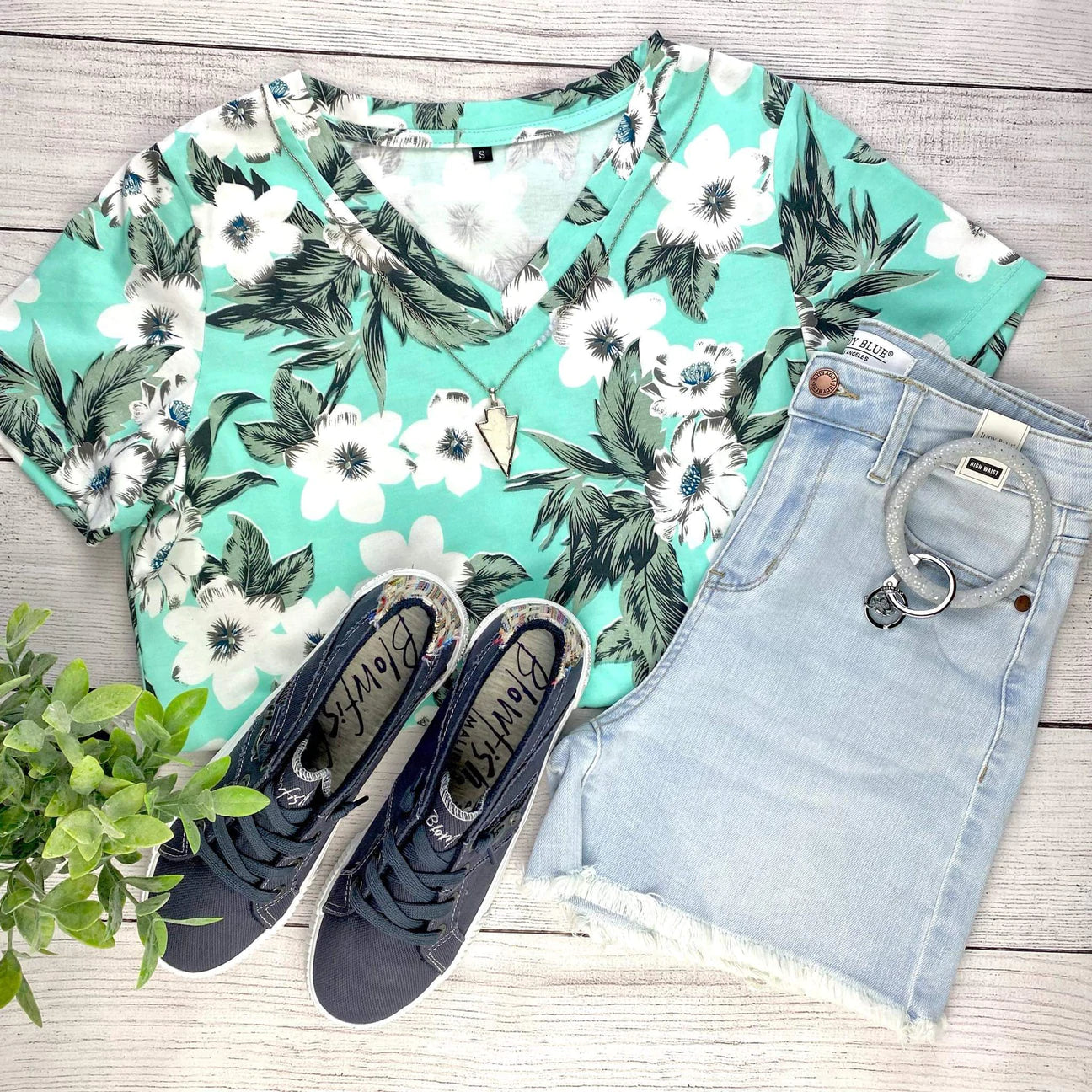 Olivia Tee- Mint Floral