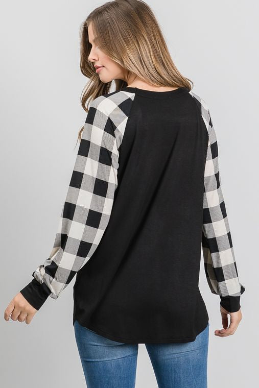 SOLID AND PLAID TOP WITH CHRISTMAS TREE